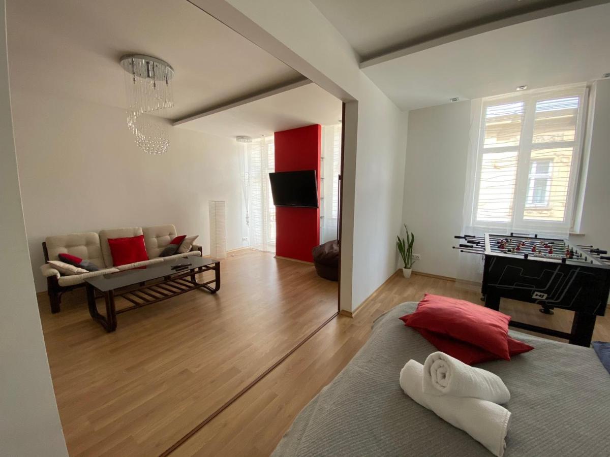 Sova Apartment Lviv Сenter Сity Eksteriør billede