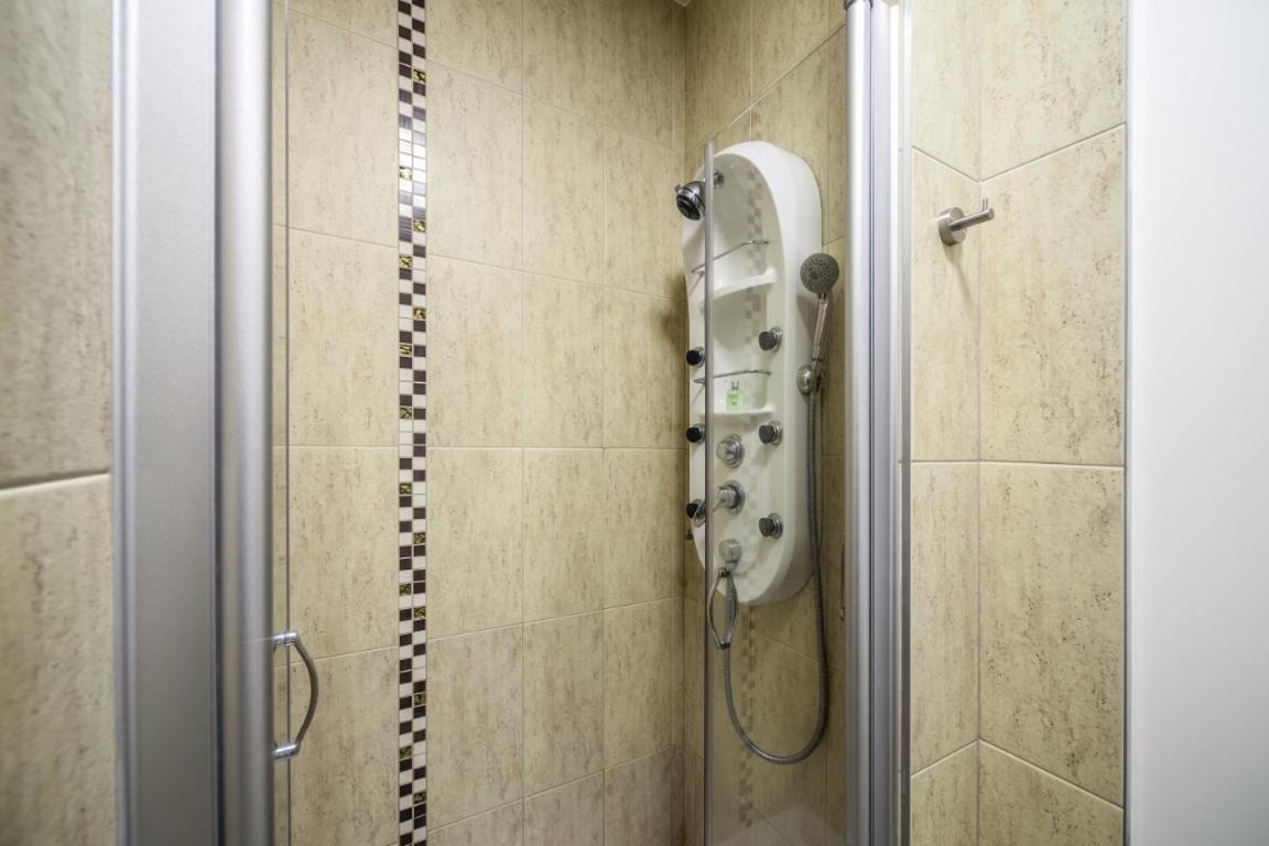 Sova Apartment Lviv Сenter Сity Eksteriør billede